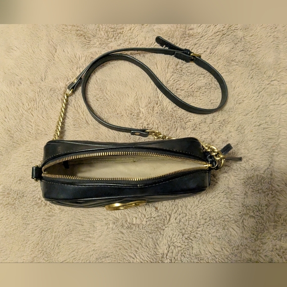 Designer Purse - Picture 2 of 8